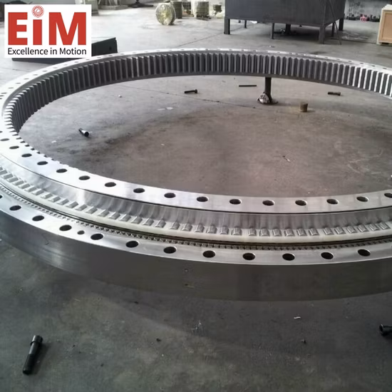 Single Row Crossed Cylindrical Roller 62HRC Slewing Ring Bearing